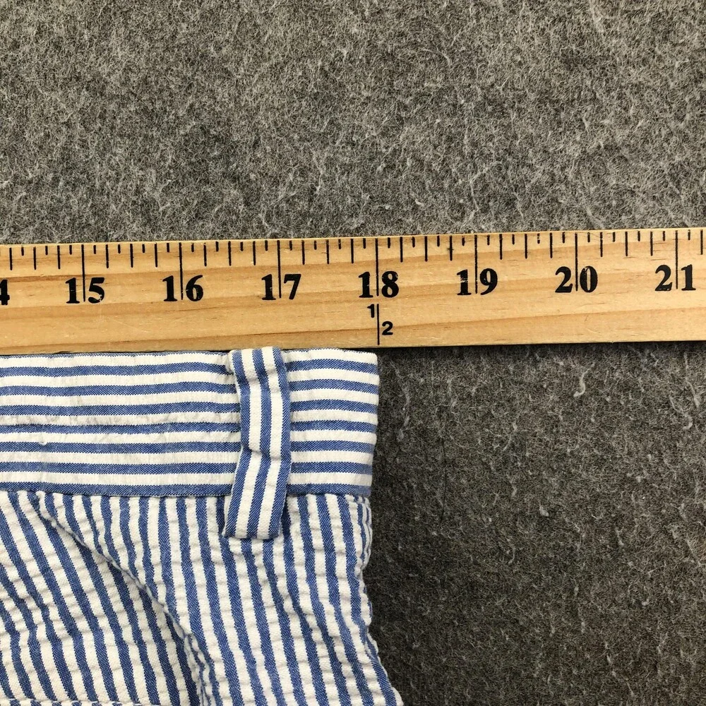 Vineyard Vines Shorts Mens 36 Blue Striped Chino Flat Front 10 Inseam Seersucker